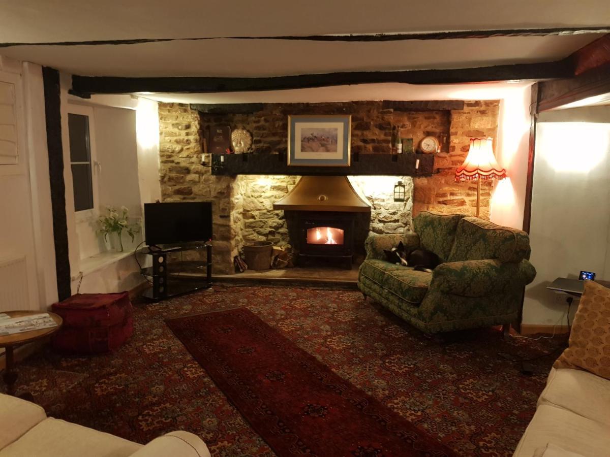 The Old Sun Private Cottage Frome Buitenkant foto